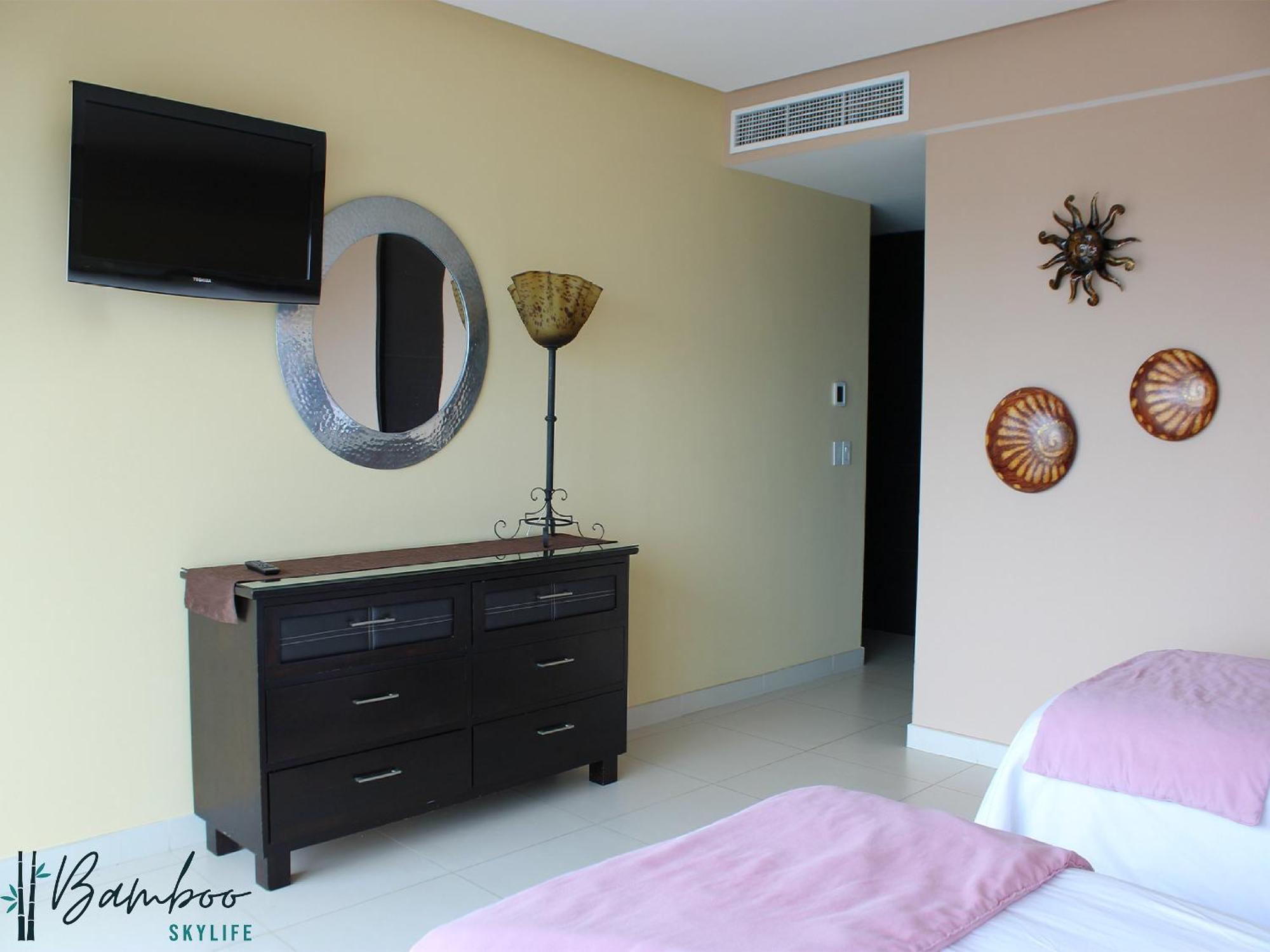 Icon Vallarta Beach Front By Bamboo Skylife Puerto Vallarta Exterior foto